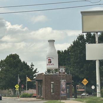 Milk Bottle Grocery - Landmarks & Historical Buildings Near Me - Oklahoma City, Oklahoma