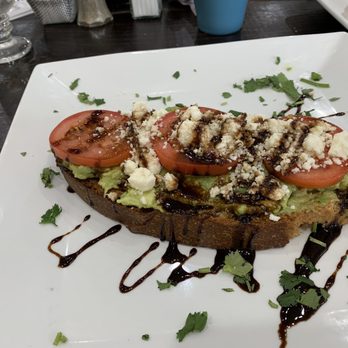 Mama's Bistro - Breakfast & Brunch Near Me - Friendswood, Texas