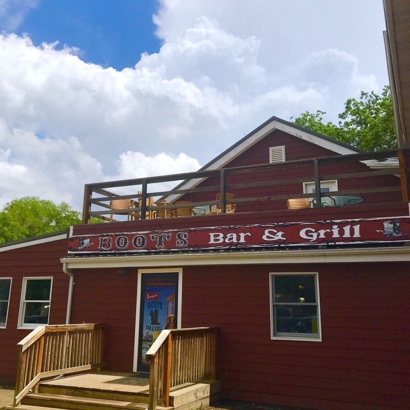BOOTS BAR & GRILL Updated June 2024 171 Photos & 201 Reviews 300
