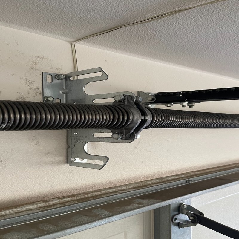 CALI GARAGE DOOR REPAIR Updated July 2024 22 Photos & 78 Reviews Costa Mesa, California