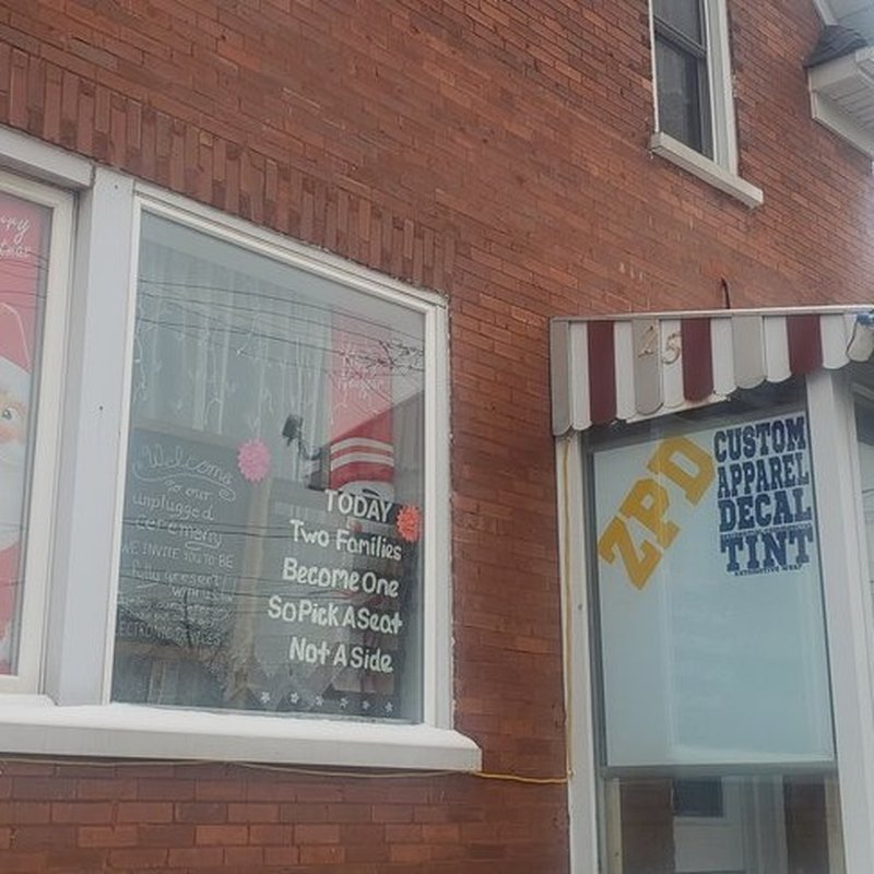 ZPD CUSTOM APPAREL & DECALS Waterloo, Ontario, Canada Printing