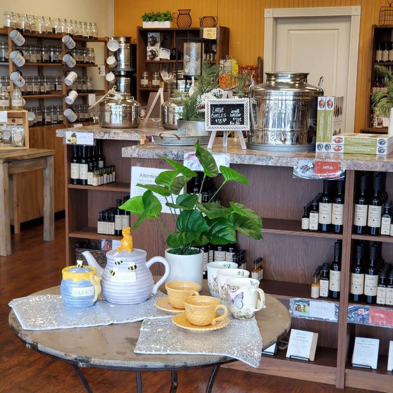 ELZ TASTES & TEA MARKET Updated September 2024 32 Photos & 17