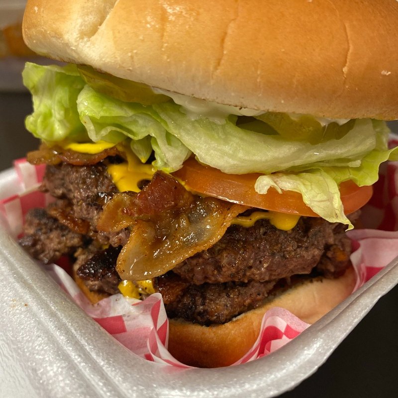 HILLBOYZ WING AND BURGER BAR Updated October 2024 33 Photos 3711