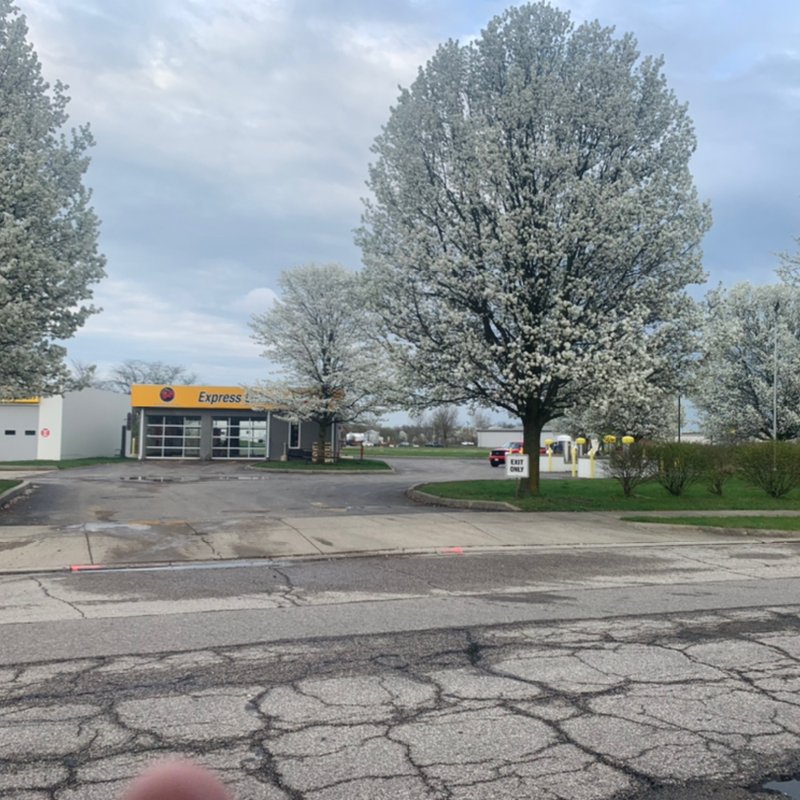 CHECKERED FLAG EXPRESS LUBE Updated October 2024 28 Photos 350 Millcreek Dr, Marysville