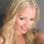 Photo of Linzie D.