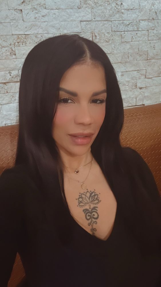 Jadjen D.
