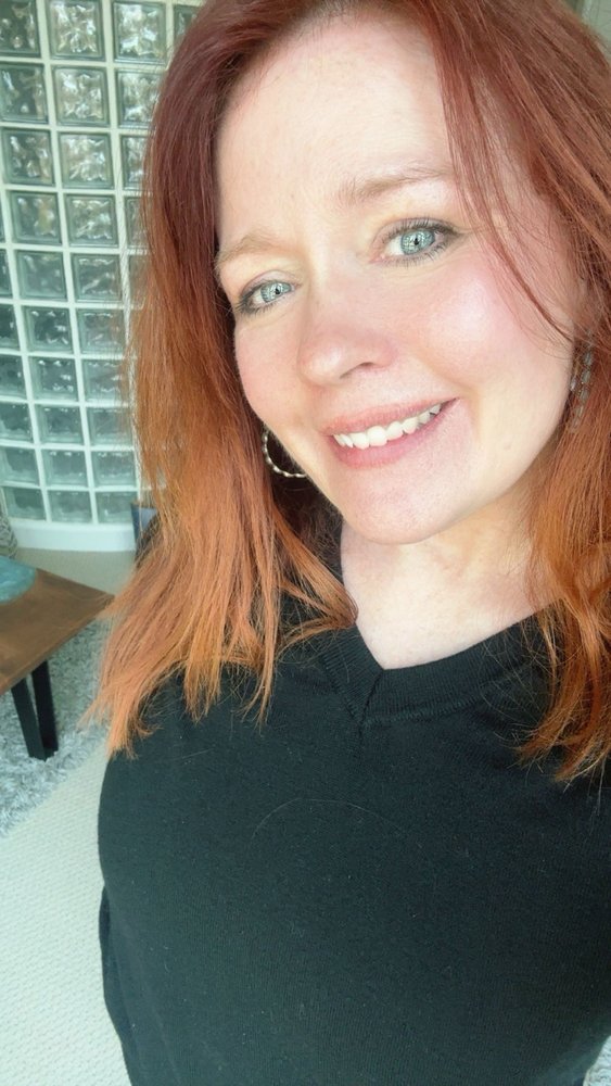 Melanie B.