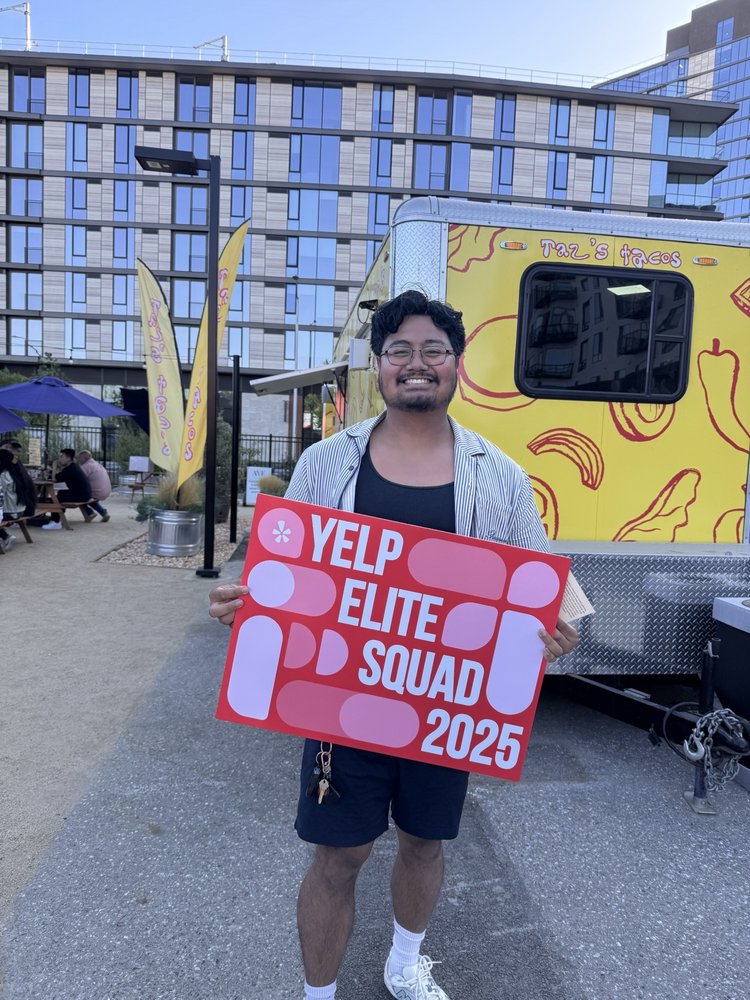 Yelp user Jomar A.