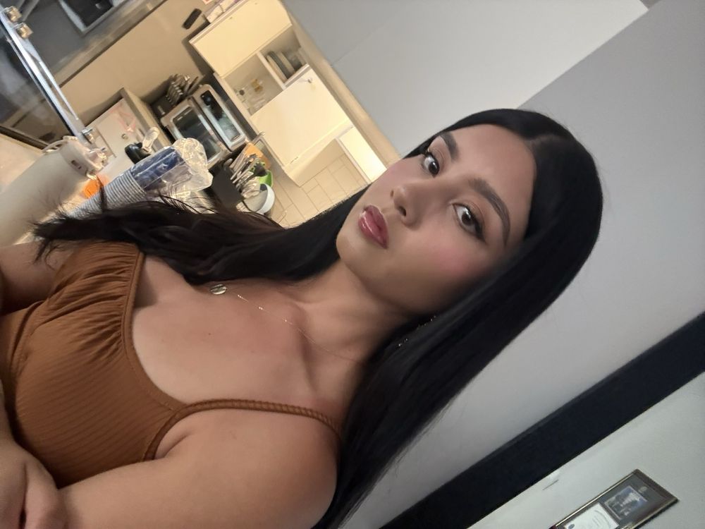 Adela Enriquez