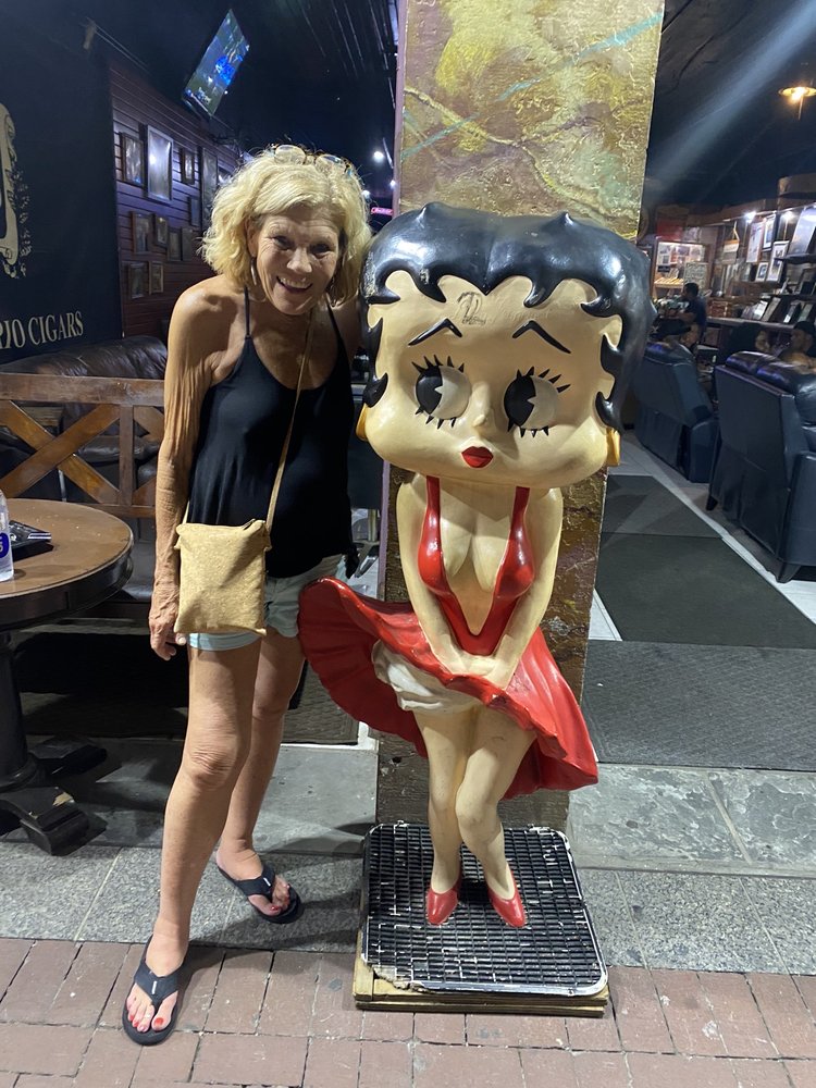 Yelp User Profile Pic