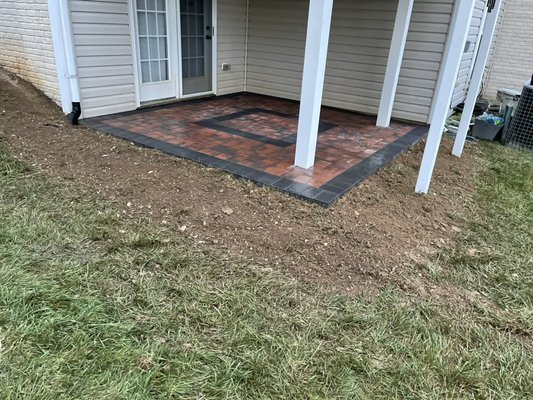 Costume paver patio on a concrete base. - Fully renovated small backyard with a fully costume paver patio. This patio was built in a concrete base for more durability and less maintenance. Costume paver patio on a concrete base. - Fully renovated small backyard with a fully costume paver patio. This patio was built in a concrete base for more durability and less maintenance.