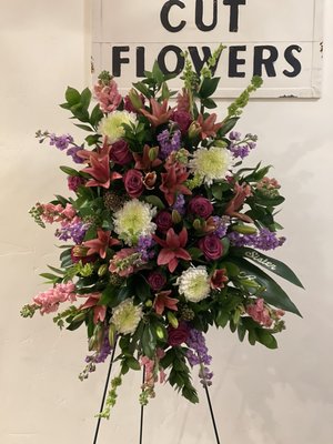 Easel Tributes - Creating beautiful tributes is what we do! Let us design the perfect tribute to honor the one you love. Easel Tributes - Creating beautiful tributes is what we do! Let us design the perfect tribute to honor the one you love.