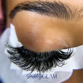 Eyelash Services - Free Consultations Eyelash Services - Free Consultations