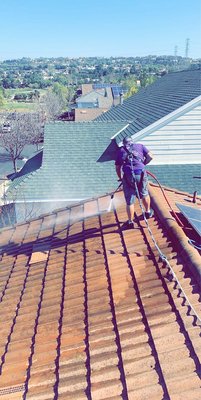Pressure Washing - There are a multitude of surfaces that can benefit from an industrial grade pressure washing. Everything from driveways and walkways to brick walls and parking structures can once more be made fresh by way of a professional pressure washing. Over time the exterior surfaces of a home or commercial building can become riddled with debris of all types. Left neglected, this debris dries, is absorbed, and then dulls and sullies dwellings and places of business. Stucco walls are a prime example of this as they tend to stain quickly and maintain a lusterless or pale showing. Driveways are yet another example of a surface that endures a lot abuse and can benefit tremendously from pressure washing. Tire marks, engine drippings, oils, etc are all easily eradicated by professional pressure washing equipment.
Stanley Cleaning Solutions utilizes only the very best in terms of pressure washing equipment. Furthermore our employees are all thoroughly trained in using this equipment both to ensure safety and quality of work. Our comprehensive pressure washing services will always leave your home/place of business looking its best. Pressure Washing - There are a multitude of surfaces that can benefit from an industrial grade pressure washing. Everything from driveways and walkways to brick walls and parking structures can once more be made fresh by way of a professional pressure washing. Over time the exterior surfaces of a home or commercial building can become riddled with debris of all types. Left neglected, this debris dries, is absorbed, and then dulls and sullies dwellings and places of business. Stucco walls are a prime example of this as they tend to stain quickly and maintain a lusterless or pale showing. Driveways are yet another example of a surface that endures a lot abuse and can benefit tremendously from pressure washing. Tire marks, engine drippings, oils, etc are all easily eradicated by professional pressure washing equipment.
Stanley Cleaning Solutions utilizes only the very best in terms of pressure washing equipment. Furthermore our employees are all thoroughly trained in using this equipment both to ensure safety and quality of work. Our comprehensive pressure washing services will always leave your home/place of business looking its best.