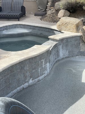Calcium removal - Pool tile cleaning using salt blast