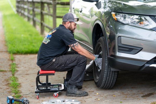 Serving all of Greater Cincinnati & Dayton - Dayton and Cincinnati's #1 Trusted Mobile Brake Repair Service. Serving all of Greater Cincinnati, we come to your vehicle's location to perform your repair. We'll come to your home or office! Serving all of Greater Cincinnati & Dayton - Dayton and Cincinnati's #1 Trusted Mobile Brake Repair Service. Serving all of Greater Cincinnati, we come to your vehicle's location to perform your repair. We'll come to your home or office!