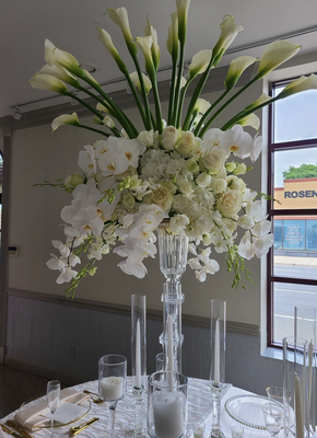 Centerpieces - Make White Orchid your first choice for premium fresh flowers and upscale design artistry for your dream wedding and all your special occasions! Centerpieces - Make White Orchid your first choice for premium fresh flowers and upscale design artistry for your dream wedding and all your special occasions!