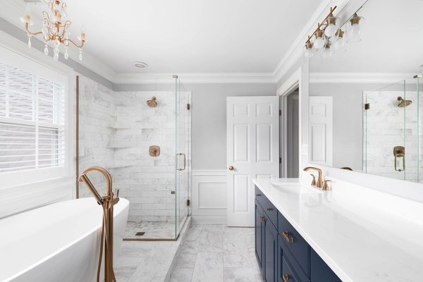 Vacation Rental Cleaning in Destin, FL - With our professional vacation rental cleaning service, your home will always be impeccably prepared, allowing you to focus on guest satisfaction while we handle the details behind the scenes. Making every stay spotless.