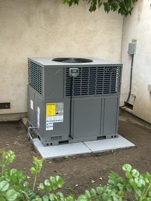 Ecoer 18.5 SEER2 Package Unit Replacement – Modesto - Modesto job where the homeowner was over it — the old 10 SEER gas package unit was loud and kept tripping the breaker, so comfort (and peace and quiet) was a constant battle.

We replaced it with an Ecoer 18.5 SEER2 variable-speed package unit, which ramps up and down smoothly instead of slamming on/off. Result: quieter operation, steadier temperatures, and much lower energy consumption compared to the old system. We also installed a new electrical whip and disconnect, completed full startup/testing, and registered the warranty so everything is covered and documented.