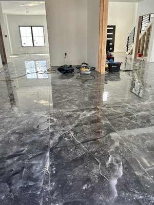 Beautiful black porcelain tile 33“x62” . - 1500 ft.² of black porcelain tile 32 x 63“ Beautiful black porcelain tile 33“x62” . - 1500 ft.² of black porcelain tile 32 x 63“