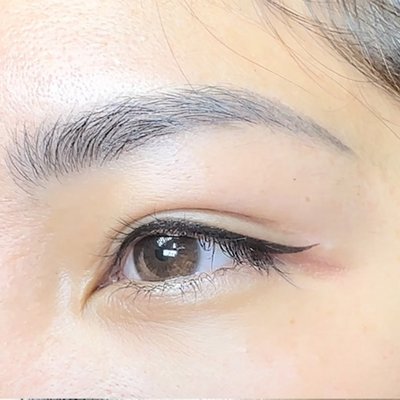 Eyeliner - Elegant Eyeliner - Gentle, subtle enhancement of the lash line.

Benefits of Elegant Eyeliner:

Time-Saving: Wake up with perfectly defined eyes every morning, without the need for daily eyeliner application.

Smudge-Proof: Bid farewell to smudged eyeliner, even on the busiest of days or during workouts.

Waterproof: Enjoy long-lasting, waterproof eyeliner that withstands sweat, tears, and humidity, ensuring your eyes look flawless all day long.

Customized to You: Our semi-permanent makeup artist will work closely with you to design a bespoke eyeliner style that enhances your natural features and aligns with your aesthetic preferences.

Enhanced Confidence: Feel confident and put-together around the clock, knowing that your eyes look effortlessly chic with Elegant Eyeliner.
