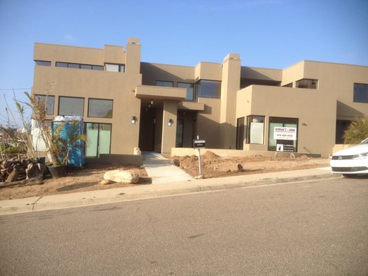 San Diego custom - We were brought in to help this homeowner realize their dream of a contemporary home utilizing our glass with minimalist frames to capitalize on their views of the bay. We chose a glass that would allow for maximum comfort and clarity yet still protect their furniture and floors from harmful UV damage. The result was stunning! San Diego custom - We were brought in to help this homeowner realize their dream of a contemporary home utilizing our glass with minimalist frames to capitalize on their views of the bay. We chose a glass that would allow for maximum comfort and clarity yet still protect their furniture and floors from harmful UV damage. The result was stunning!