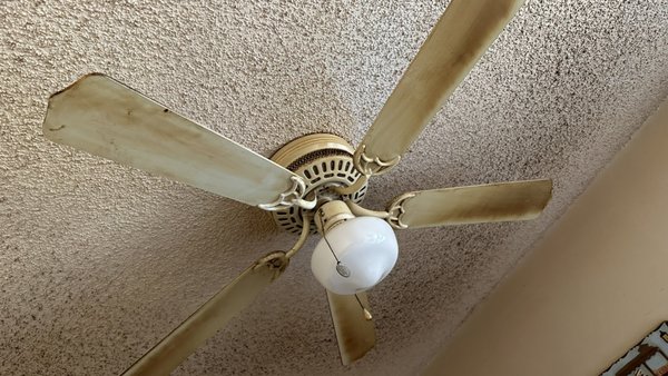 Ceiling fan refresh - Cigarette smoke build up on ceiling fan. Client quit smoking months ago and is ready to have home refreshed one project at a time. We cater to personalized cleanings Ceiling fan refresh - Cigarette smoke build up on ceiling fan. Client quit smoking months ago and is ready to have home refreshed one project at a time. We cater to personalized cleanings