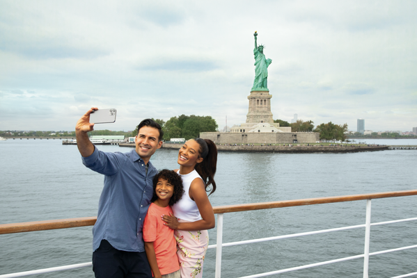 Sightseeing - Whether it’s a historic sightseeing cruise, in Boston, a speed boat thrill ride on Seadog in Chicago, or on Codzilla in Boston, an awe-inspiring whale watch in San Diego or Boston, or many other exciting options, City Cruises has unique tours and experiences for a memorable day on the water!
