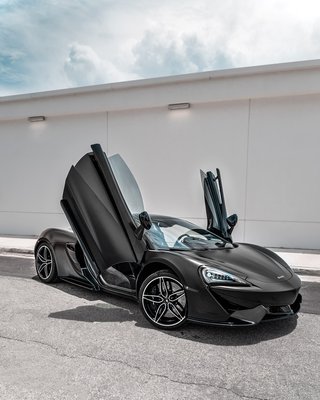 Gloss to Matte PPF - The client wanted to make his McLaren matte and protect the paint at the same time. Our solution came with XPEL's Paint Protection Satin Film.
