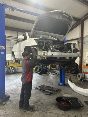 Oil leaks - Vehicle today require specially trained ASE technicians. When you come to Grassland Car Care you will always have a certified technician working on your vehicle. Oil leaks - Vehicle today require specially trained ASE technicians. When you come to Grassland Car Care you will always have a certified technician working on your vehicle.