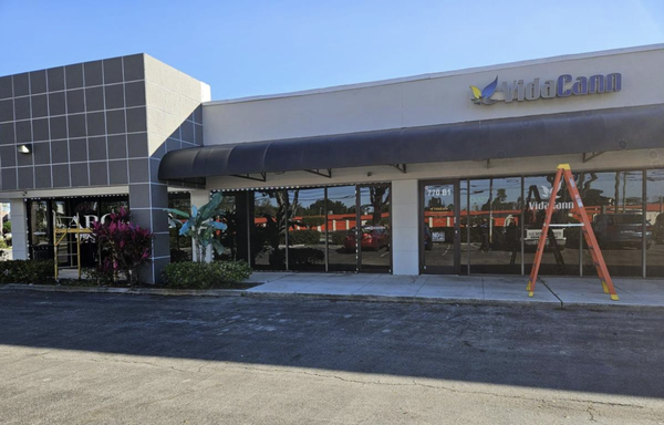 Commercial Awnings - For over three decades, the Hernandez family has been a cornerstone in Hialeah’s awning manufacturing industry. Operating from our dedicated factory in Hialeah, Florida, we specialize in crafting high-quality, custom-made awnings that enhance both residential and commercial properties. Our commitment to excellence is reflected in the satisfaction of hundreds of customers who have trusted us to transform their spaces with durable and aesthetically pleasing products. Commercial Awnings - For over three decades, the Hernandez family has been a cornerstone in Hialeah’s awning manufacturing industry. Operating from our dedicated factory in Hialeah, Florida, we specialize in crafting high-quality, custom-made awnings that enhance both residential and commercial properties. Our commitment to excellence is reflected in the satisfaction of hundreds of customers who have trusted us to transform their spaces with durable and aesthetically pleasing products.