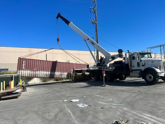 Container Removal - We lift heavy objects from Construction materials, A/C units, Jacuzzies, palm trees, trees, ETC. Container Removal - We lift heavy objects from Construction materials, A/C units, Jacuzzies, palm trees, trees, ETC.