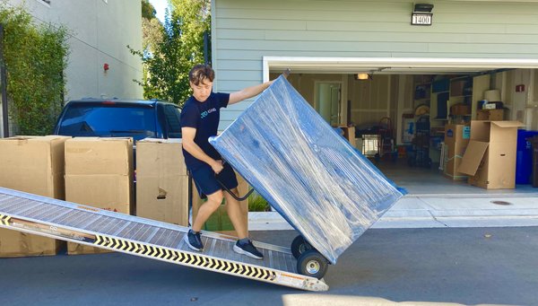 Moving 3 Bedroom Townhouse - "Moving 3 Bedroom Townhouse" is our expertise at CEO Moving. With utmost care and efficiency, we specialize in seamlessly relocating your cherished possessions from townhouses. Our experienced team handles every detail, ensuring safe packaging, smooth transit, and prompt delivery. From disassembling furniture to setting up in your new home, we make your move stress-free. Trust us to handle your precious memories, as we provide a tailored approach to match your needs. Whether local or long-distance, we're here to make your townhouse move a comfortable journey to your new chapter. Count on us for excellence in townhouse moving solutions." Moving 3 Bedroom Townhouse - "Moving 3 Bedroom Townhouse" is our expertise at CEO Moving. With utmost care and efficiency, we specialize in seamlessly relocating your cherished possessions from townhouses. Our experienced team handles every detail, ensuring safe packaging, smooth transit, and prompt delivery. From disassembling furniture to setting up in your new home, we make your move stress-free. Trust us to handle your precious memories, as we provide a tailored approach to match your needs. Whether local or long-distance, we're here to make your townhouse move a comfortable journey to your new chapter. Count on us for excellence in townhouse moving solutions."