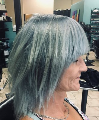 Hair coloring fun makeovers - Color makeovers Hair coloring fun makeovers - Color makeovers