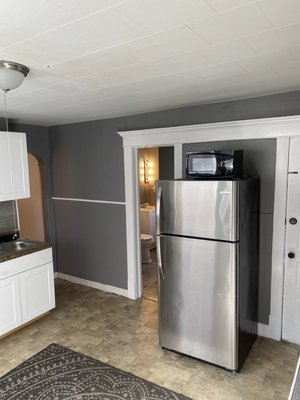 Bedroom and kitchen interior paint - Simple interior paint job for client looking to get some fresh pint while on between tenants Bedroom and kitchen interior paint - Simple interior paint job for client looking to get some fresh pint while on between tenants