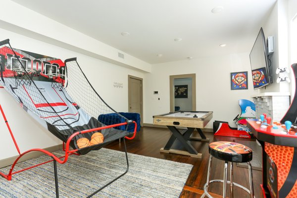 Different Properties - We Aim To Give Every Guest The Luxury Stay Away From Home. With Top Of The Line Cleaning To theme Units To Keep Every Family Happy. Different Properties - We Aim To Give Every Guest The Luxury Stay Away From Home. With Top Of The Line Cleaning To theme Units To Keep Every Family Happy.