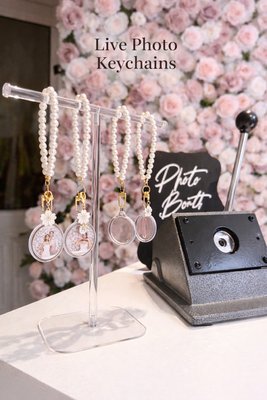 Live Keychain Experience - Luxury photo experience setup featuring our signature Glam Experience and Live Photo Keychain Station ✨
This setup included studio quality lighting for flawless photos, a custom backdrop to match the event aesthetic, and our interactive keychain station where guests were able to create personalized keepsakes on the spot.
Guests enjoyed unlimited photo sessions, instant prints, and left with custom keychains as a memorable takeaway from the celebration.
Perfect for weddings, quinceañeras, and upscale events looking to elevate the guest experience Live Keychain Experience - Luxury photo experience setup featuring our signature Glam Experience and Live Photo Keychain Station ✨
This setup included studio quality lighting for flawless photos, a custom backdrop to match the event aesthetic, and our interactive keychain station where guests were able to create personalized keepsakes on the spot.
Guests enjoyed unlimited photo sessions, instant prints, and left with custom keychains as a memorable takeaway from the celebration.
Perfect for weddings, quinceañeras, and upscale events looking to elevate the guest experience