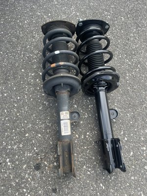 2011 Hyundai Santa Fe suspension - Customer called with worn suspension and cords showing from the worn tires.