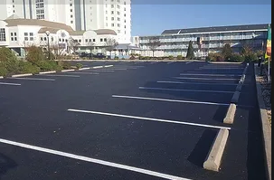 Sealcoating, paving, brick pavers - All your Sealcoating, Paving, and Brick Paver needs