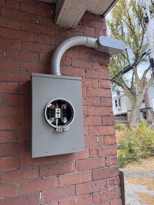 Panel Upgrades - Upgrade panel breaker 100 amp - 200 amp
Semi detached house in downtown Toronto
Owner made a separate transfer for the basement and they need 200 amp because they added 1 more washer and dryer and one more a stove Panel Upgrades - Upgrade panel breaker 100 amp - 200 amp
Semi detached house in downtown Toronto
Owner made a separate transfer for the basement and they need 200 amp because they added 1 more washer and dryer and one more a stove