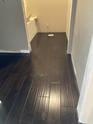 Hardwood Installation - If you're looking for a versatile and sophisticated look for your floors, you can't go wrong with hardwood. Call today for a quote for your hardwood floor installation.