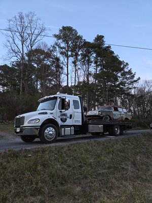 Towing & Roadside Services - We’ll Pull You Through! - Fast towing & help, anytime you’re stuck—call us and get rolling again! Towing & Roadside Services - We’ll Pull You Through! - Fast towing & help, anytime you’re stuck—call us and get rolling again!