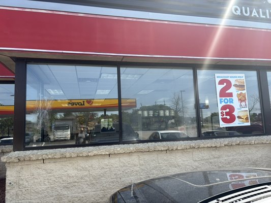 Commercial Glass - Big Glass, No Problem!

Upright Windows LLC just completed a commercial glass replacement for a local business. Whether it’s cracked, fogged, or completely shattered, we’ve got the expertise to get your commercial glass looking brand new  
Fast. Reliable. Done Right!