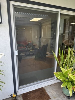 New Sliding Screen Door in Cypress, CA. - Brand new sliding screen door and some window rescreens in Cypress, California! New Sliding Screen Door in Cypress, CA. - Brand new sliding screen door and some window rescreens in Cypress, California!
