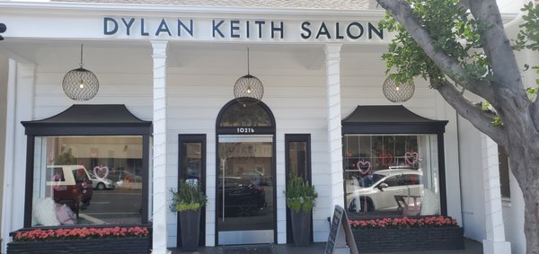 Dylan Keith Salon - Toluca Lake - Our Toluca Lake hair salon specializes in color and extension services for the busy professional that needs to get in and out but not sacrifice quality and results. Dylan Keith Salon is here for everyone and their hair needs and can accommodate your busy schedule. Our color bar and extension bar services are the best in the industry!
If you have a special event i.e. movie premier, wedding, grand openings etc. we can make sure you show up looking fabulous!
Contact our new Toluca Lake location today for all of your color and hair extension needs! Dylan Keith Salon - Toluca Lake - Our Toluca Lake hair salon specializes in color and extension services for the busy professional that needs to get in and out but not sacrifice quality and results. Dylan Keith Salon is here for everyone and their hair needs and can accommodate your busy schedule. Our color bar and extension bar services are the best in the industry!
If you have a special event i.e. movie premier, wedding, grand openings etc. we can make sure you show up looking fabulous!
Contact our new Toluca Lake location today for all of your color and hair extension needs!