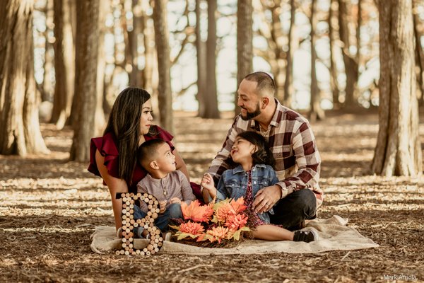 Family Portraits - Book your family photoshoot with Mark Visuals Photography