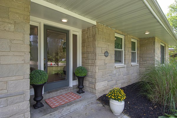 Marketing That Works - This renovated ranch home in Kirkwood was on the market for 3 days, had 21 showings, 26 open house visits, 3 offers and sold for 103% over list price. Our marketing strategies work and we'd love to show you how. Marketing That Works - This renovated ranch home in Kirkwood was on the market for 3 days, had 21 showings, 26 open house visits, 3 offers and sold for 103% over list price. Our marketing strategies work and we'd love to show you how.