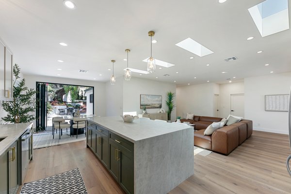 FOR SALE: 2171 W 26th Place, Jefferson Park - Total renovation on a quiet cul-de-sac street in Jefferson Park just minutes from West Adams’ bustling dining scene, with some of LA’s most talked-about restaurants, cafés and neighborhood favorites! This beautifully reimagined single level home features 4 bedrooms and 3 bathrooms in the main house, plus a separate 1 bedroom, 1 bathroom ADU. FOR SALE: 2171 W 26th Place, Jefferson Park - Total renovation on a quiet cul-de-sac street in Jefferson Park just minutes from West Adams’ bustling dining scene, with some of LA’s most talked-about restaurants, cafés and neighborhood favorites! This beautifully reimagined single level home features 4 bedrooms and 3 bathrooms in the main house, plus a separate 1 bedroom, 1 bathroom ADU.