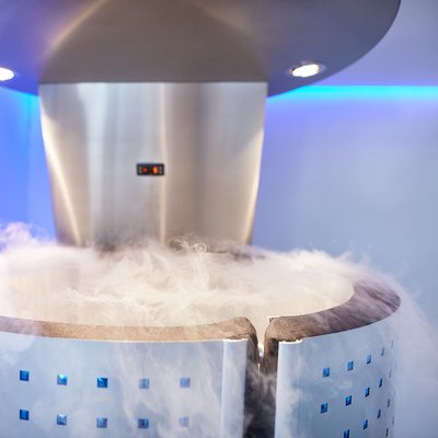 CryoSauna - Whole body Cryotherapy - Cryotherapy is a good option for people who have muscle pain. This treatment can also be used to help treat joint and muscle disorders and injuries, such as arthritis. Cryotherapy can also improve the healing process.
Doctors recommend using ice packs to reduce pain when you have an injury. When the ice pack is removed, blood circulation increases resulting in pain relief and blood circulation.
Try a true remedy at Cryo 4 Life. Full body cryotherapy immersion for two to three minutes, full body muscle and joint relief, improved healing and more.