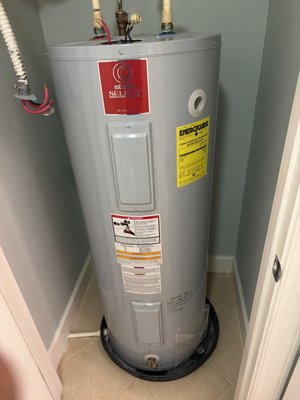 Water Heater Replacement & Installation - Whether your old tank finally gave out or you're ready to upgrade to tankless, our licensed techs handle the full water heater replacement from start to finish. We pull the permit, haul away the old unit, bring the water, gas and venting connections up to current code, and pressure test everything before we leave. We install and service both traditional tank and tankless systems for homes and commercial buildings, including hybrid heat pump units. Most standard swaps are finished the same day, and every install comes backed by our workmanship warranty plus the manufacturer's warranty. Serving Kissimmee and the surrounding Central Florida area with upfront pricing quoted before any work starts. Water Heater Replacement & Installation - Whether your old tank finally gave out or you're ready to upgrade to tankless, our licensed techs handle the full water heater replacement from start to finish. We pull the permit, haul away the old unit, bring the water, gas and venting connections up to current code, and pressure test everything before we leave. We install and service both traditional tank and tankless systems for homes and commercial buildings, including hybrid heat pump units. Most standard swaps are finished the same day, and every install comes backed by our workmanship warranty plus the manufacturer's warranty. Serving Kissimmee and the surrounding Central Florida area with upfront pricing quoted before any work starts.